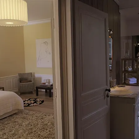 Bed & Breakfast Chateau De Bordeneo